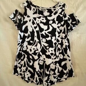 J.M. COLLECTION  MEDIUM COLD SHOULDER TOP